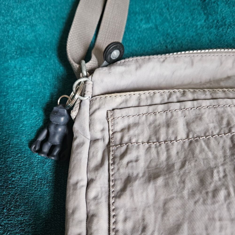 Kipling Sebastian Small Bag - Picture 2 of 7